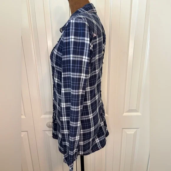 Johnny Was / 3J Workshop Embroidered Blue Ruffled Flannel Size Medium - Picture 4 of 14